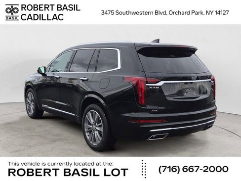 Certified 2024 Cadillac XT6 Premium Luxury image 3