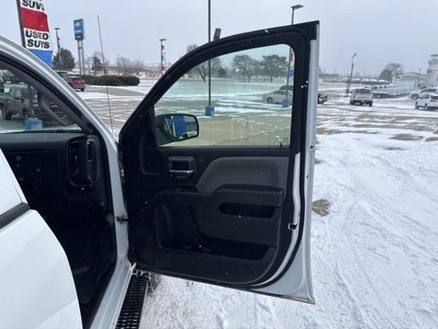 Used 2018 Chevrolet Silverado 2500 W/T w/ WT Convenience Package image 16