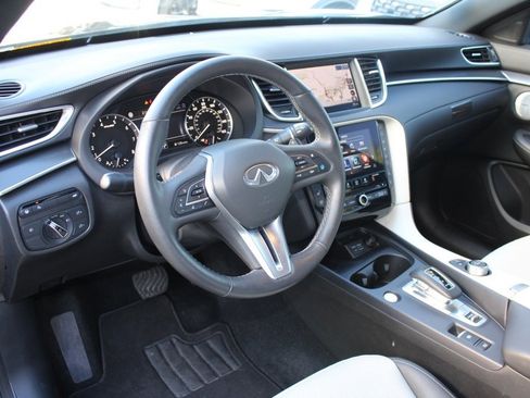 Certified 2025 INFINITI QX55 Essential image 4