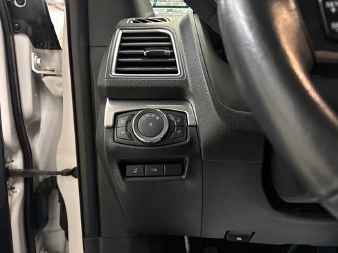 Used 2019 Ford Explorer Sport w/ Equipment Group 401A AWD/4WD image 16