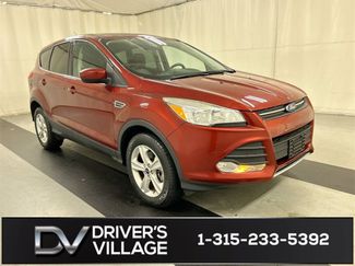 Used 2016 Ford Escape SE image 1