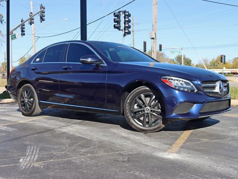 Used 2019 Mercedes-Benz C 300 4MATIC Sedan w/ Premium Package image 2