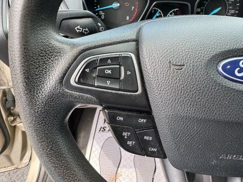 Used 2018 Ford Escape SE AWD/4WD image 16