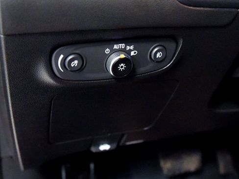 Used 2021 Buick Encore GX Select FWD image 18