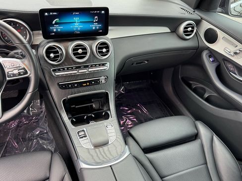Certified 2022 Mercedes-Benz GLC 300 image 18