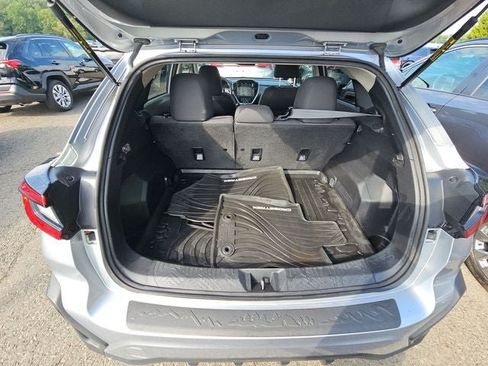 Used 2024 Subaru Crosstrek 2.0i Premium AWD/4WD image 17