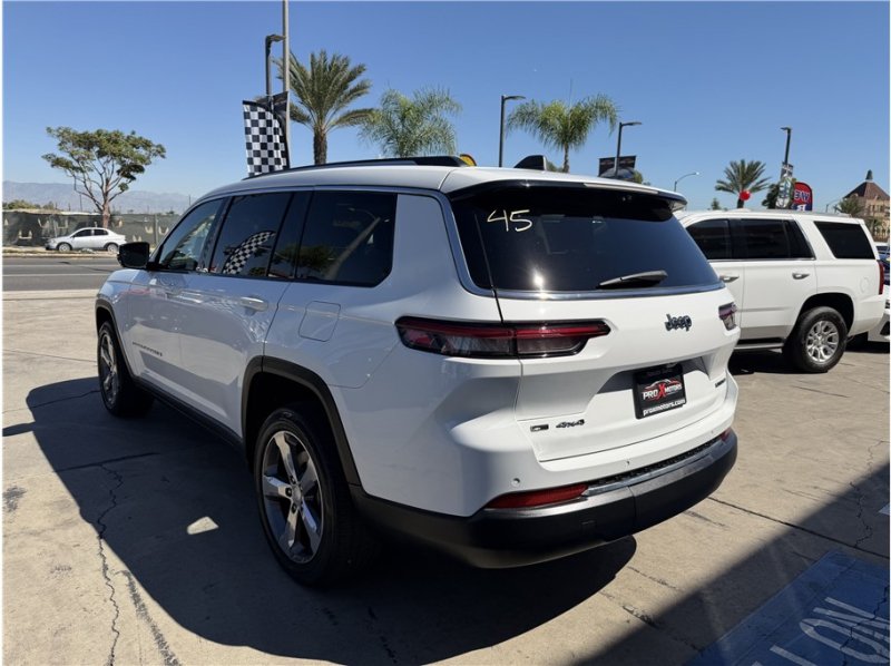 Used 2021 Jeep Grand Cherokee L Limited w/ Luxury Tech Group II AWD/4WD image 4