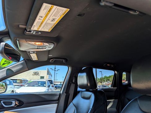 Used 2024 Jeep Compass Limited AWD/4WD image 27