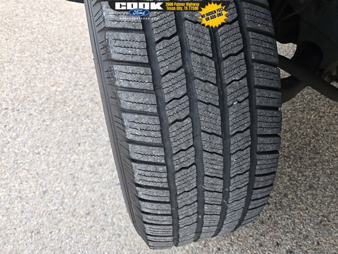 Used 2012 Ford F150 Lariat w/ Lariat Chrome Pkg image 13