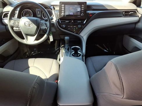 Used 2024 Toyota Camry LE FWD image 11