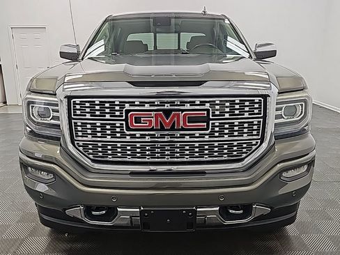Used 2018 GMC Sierra 1500 Denali w/ Denali Ultimate Package image 3