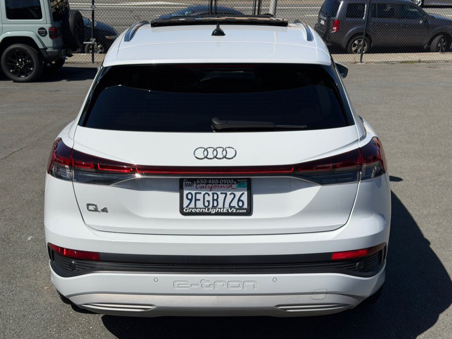 Used 2023 Audi Q4 e-tron Premium Plus w/ Premium Plus RWD image 6