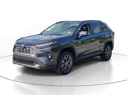 Used 2024 Toyota RAV4 Limited w/ Advanced Technology Package AWD/4WD image 3
