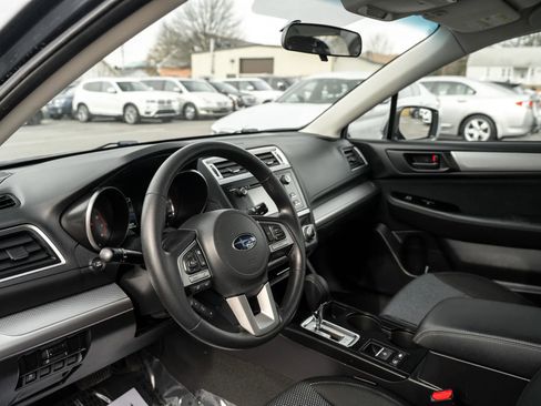 Used 2015 Subaru Outback 2.5i image 6