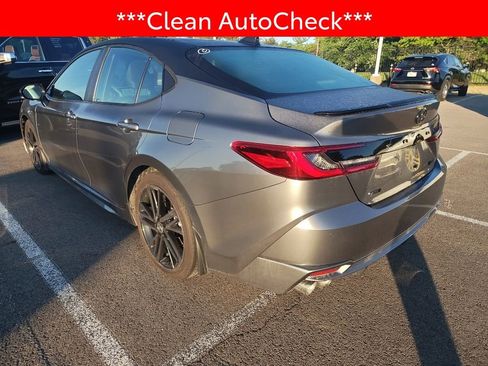 Used 2025 Toyota Camry XSE FWD image 4