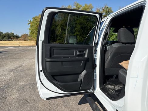New 2027 RAM 3500 Tradesman AWD/4WD image 14