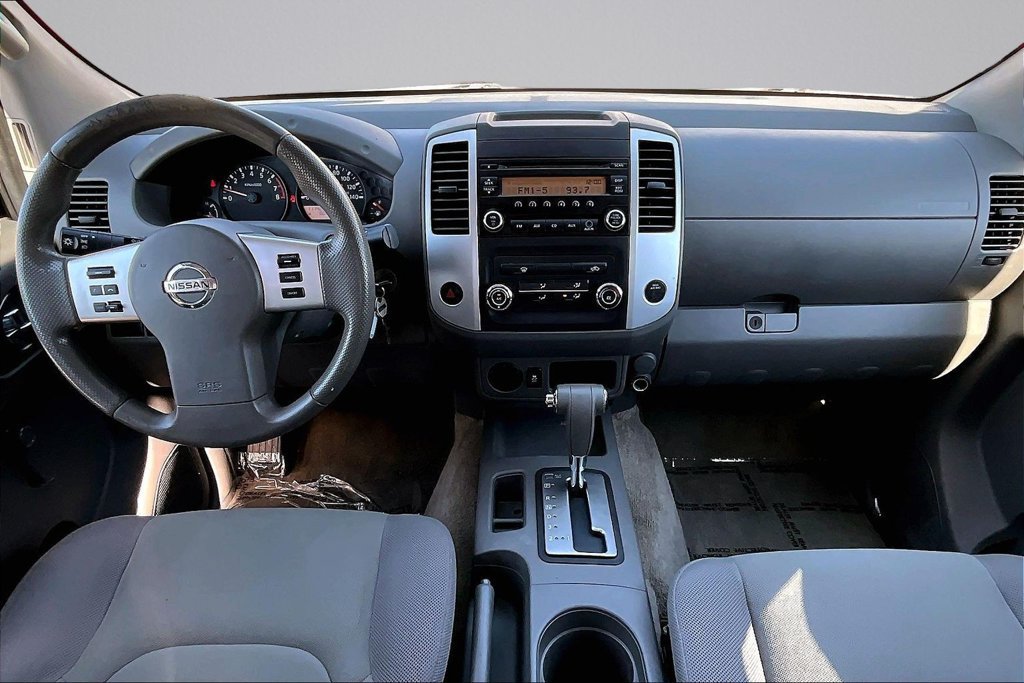 Used 2015 Nissan Frontier S RWD image 13