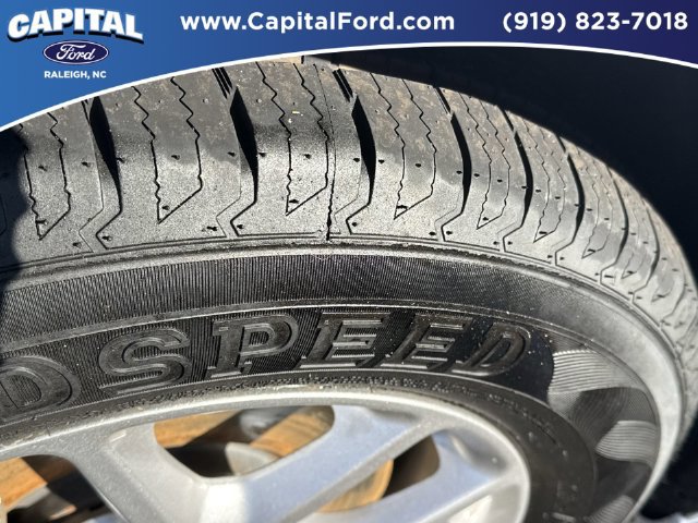 Used 2025 Chrysler Pacifica Select FWD image 14