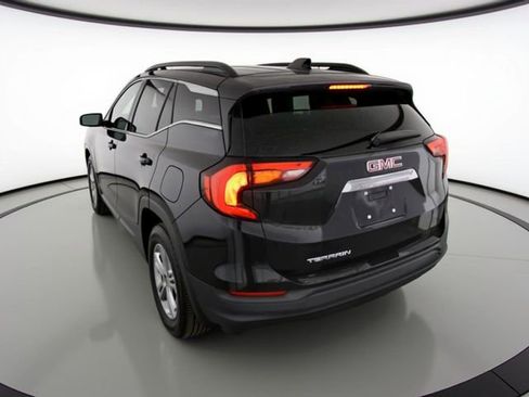 Used 2020 GMC Terrain SLE w/ Driver Convenience Package image 7