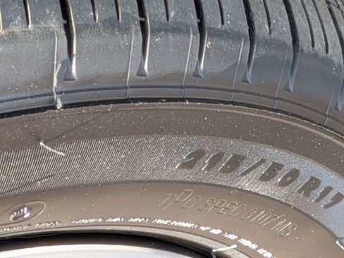 Used 2023 Chevrolet Bolt EUV Premier w/ Sun & Sound Package image 11