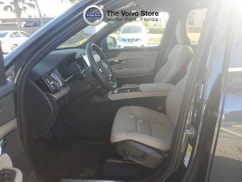 Used 2026 Volvo XC90 B6 Plus w/ Protection Package Premier AWD/4WD image 13