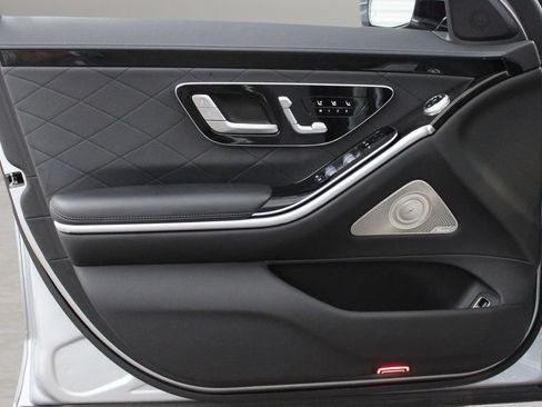 Used 2022 Mercedes-Benz S 580 4MATIC Sedan image 16