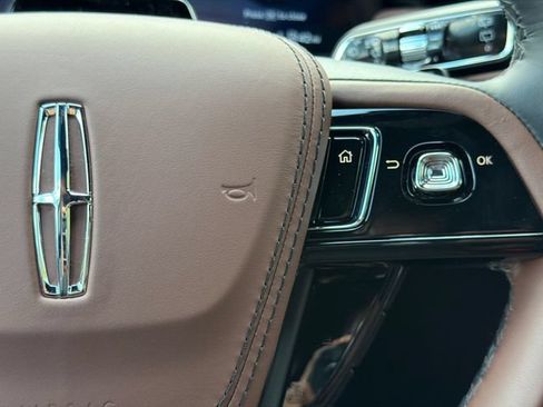 New 2027 Lincoln Aviator Reserve AWD/4WD image 32