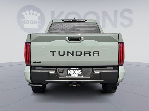 Used 2025 Toyota Tundra Limited AWD/4WD image 10