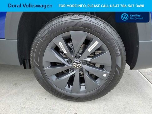 Certified 2023 Volkswagen Taos S image 17