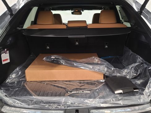 Used 2026 Lexus RX 350 Premium Plus w/ Convenience Package FWD image 37