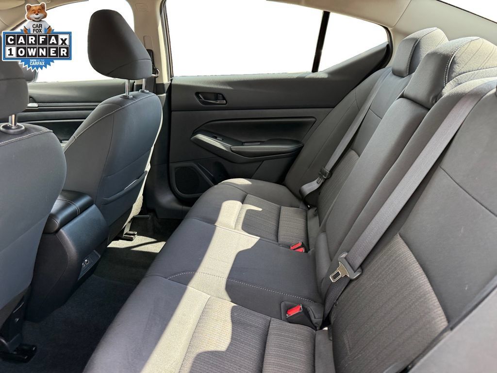 Certified 2024 Nissan Altima 2.5 SV FWD image 14