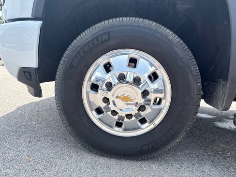 Used 2026 Chevrolet Silverado 3500 High Country w/ High Country Premium Package AWD/4WD image 11