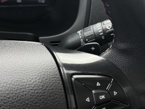 Used 2018 Ford Explorer Sport image 18