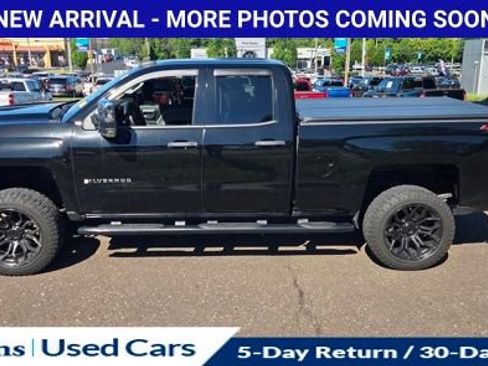 Used 2019 Chevrolet Silverado 1500 Custom w/ Custom Convenience Package AWD/4WD image 5
