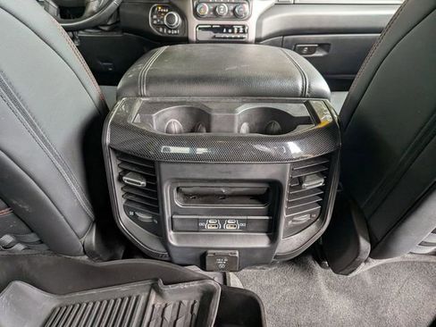 Used 2022 RAM 1500 Big Horn w/ Built-to-serve Edition image 22