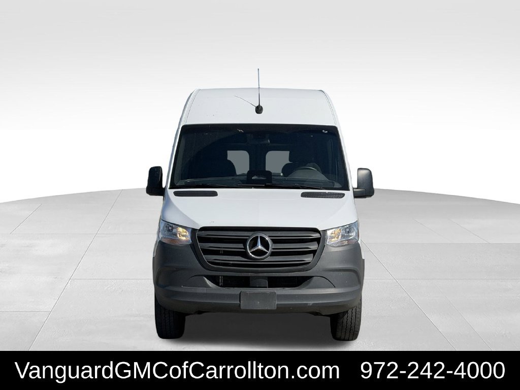 Used 2025 Mercedes-Benz Sprinter 2500 image 3