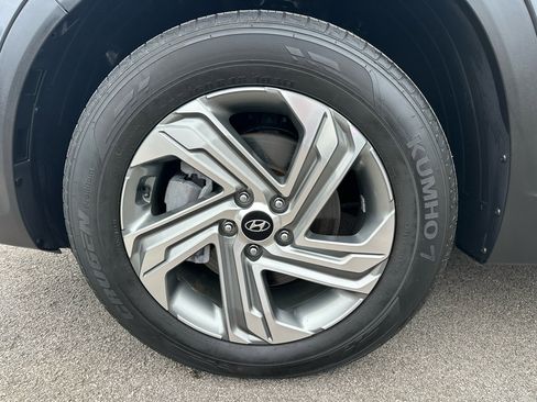 Used 2021 Hyundai Santa Fe SE image 15
