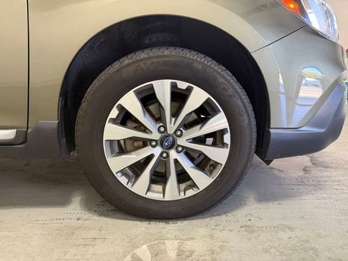 Used 2019 Subaru Outback 3.6R Touring w/ Popular Package #3A image 32