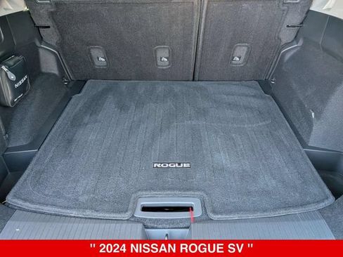Certified 2024 Nissan Rogue SV w/ SV Premium Package AWD/4WD image 34