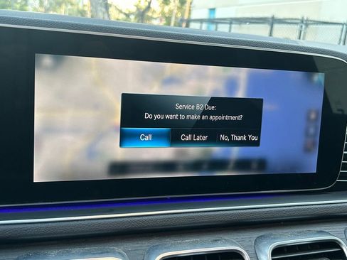 Used 2023 Mercedes-Benz GLE 350 4MATIC w/ Premium Package image 46