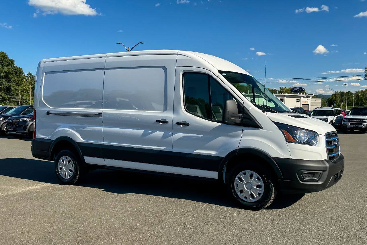 Used 2023 Ford E-Transit Medium Roof RWD image 2