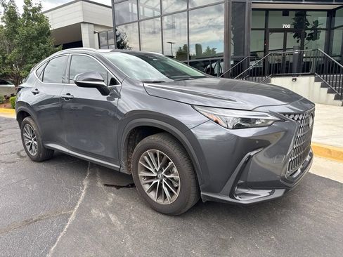 Used 2025 Lexus NX 250 FWD w/ Accessory Package (K3) image 3