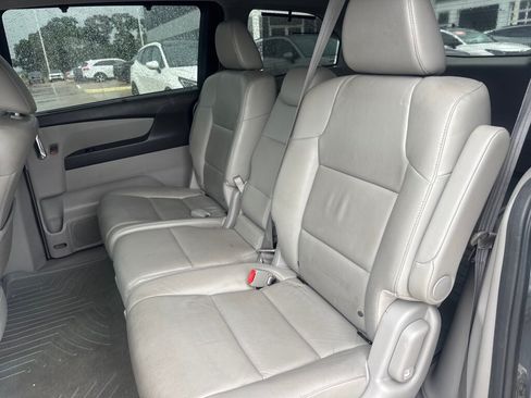 Used 2016 Honda Odyssey Touring Elite image 30