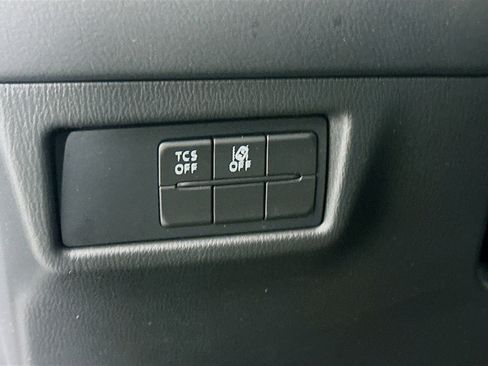 Used 2019 MAZDA CX-5 Touring image 17