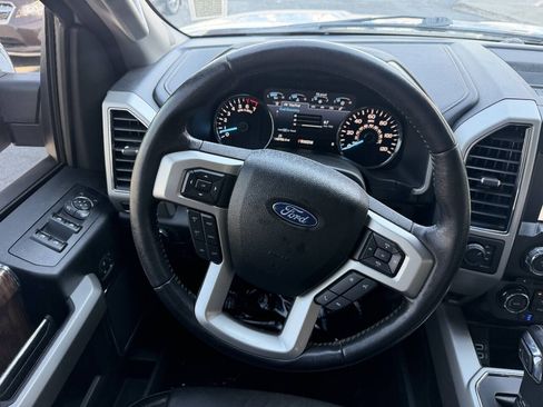 Used 2018 Ford F150 Lariat AWD/4WD image 10