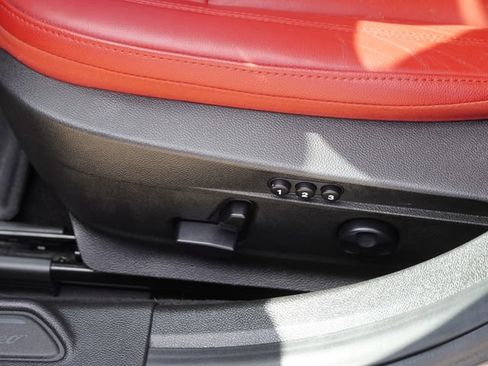 Used 2020 Alfa Romeo Giulia RWD image 18