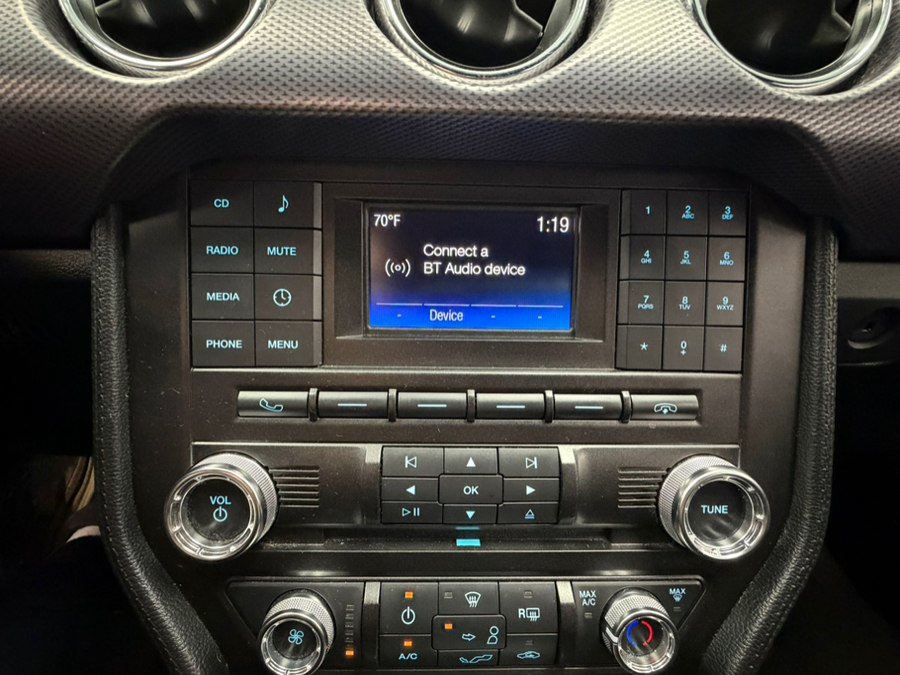 Used 2017 Ford Mustang Coupe RWD image 41