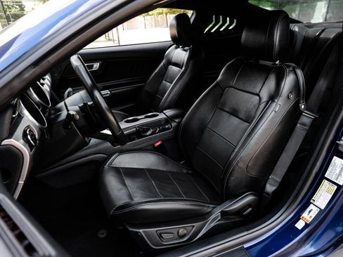 Used 2020 Ford Mustang GT Premium RWD image 36