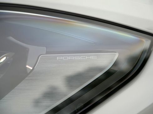 Used 2024 Porsche Cayenne Turbo image 79