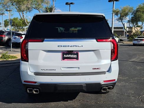 New 2026 GMC Yukon Denali w/ Denali Reserve Package AWD/4WD image 8
